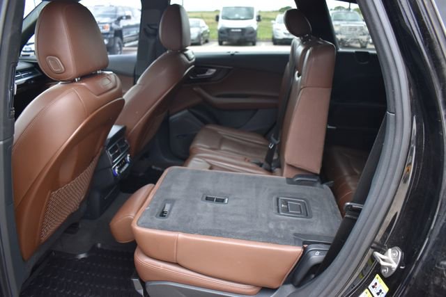 Used 2017 Audi Q7 3.0T Prestige AWD/4WD image 23
