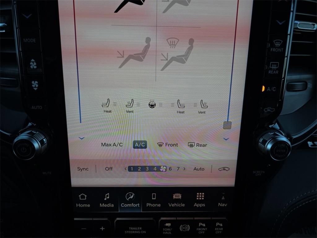 New 2026 RAM 2500 Limited image 23