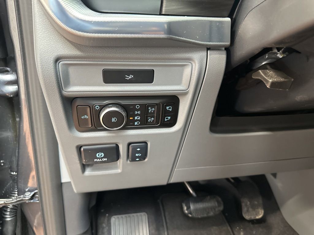 New 2026 Ford F150 Lariat w/ Equipment Group 501A Mid image 24