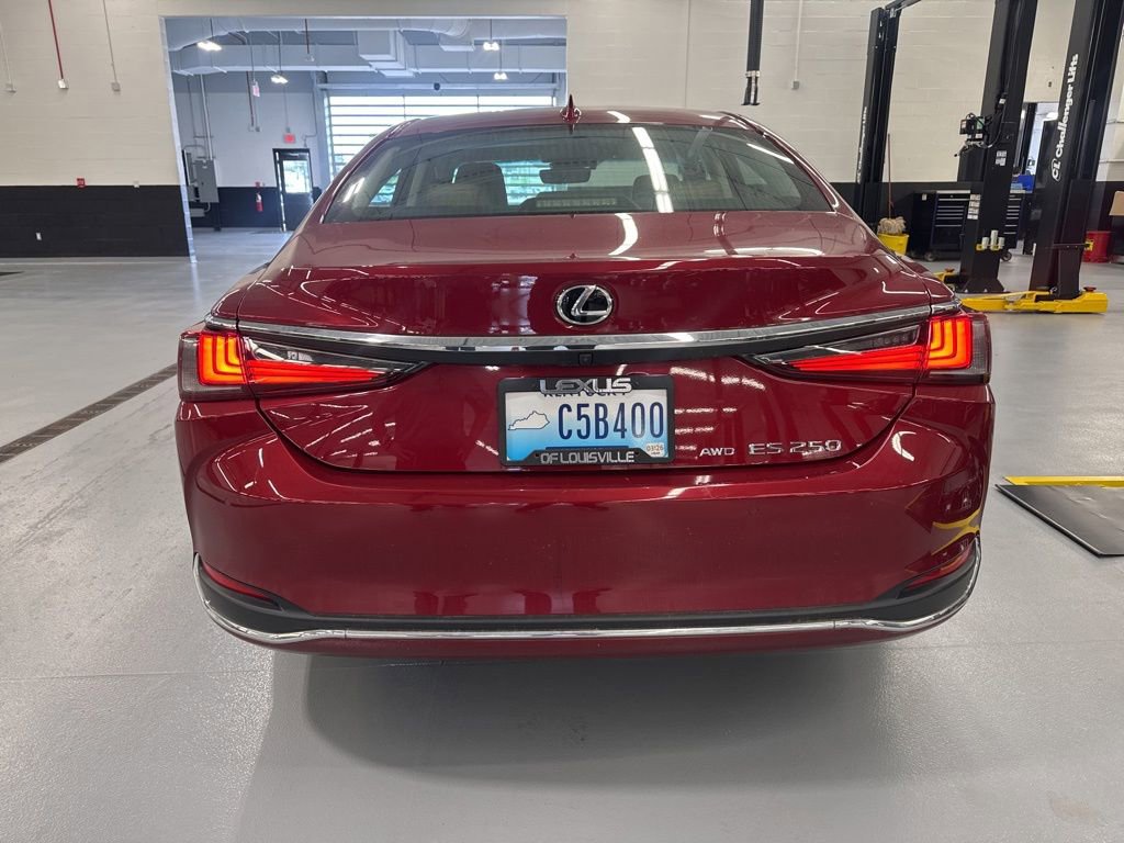 Used 2021 Lexus ES 250 w/ Premium Package AWD/4WD image 4