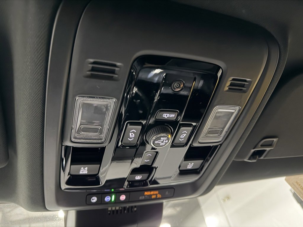 New 2026 GMC Yukon Elevation w/ Elevation Premium Package image 25