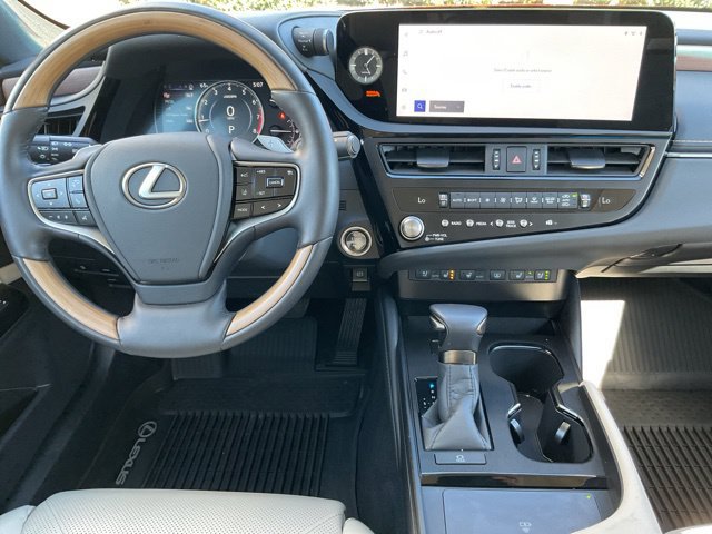 Used 2025 Lexus ES 350 Ultra Luxury FWD image 19