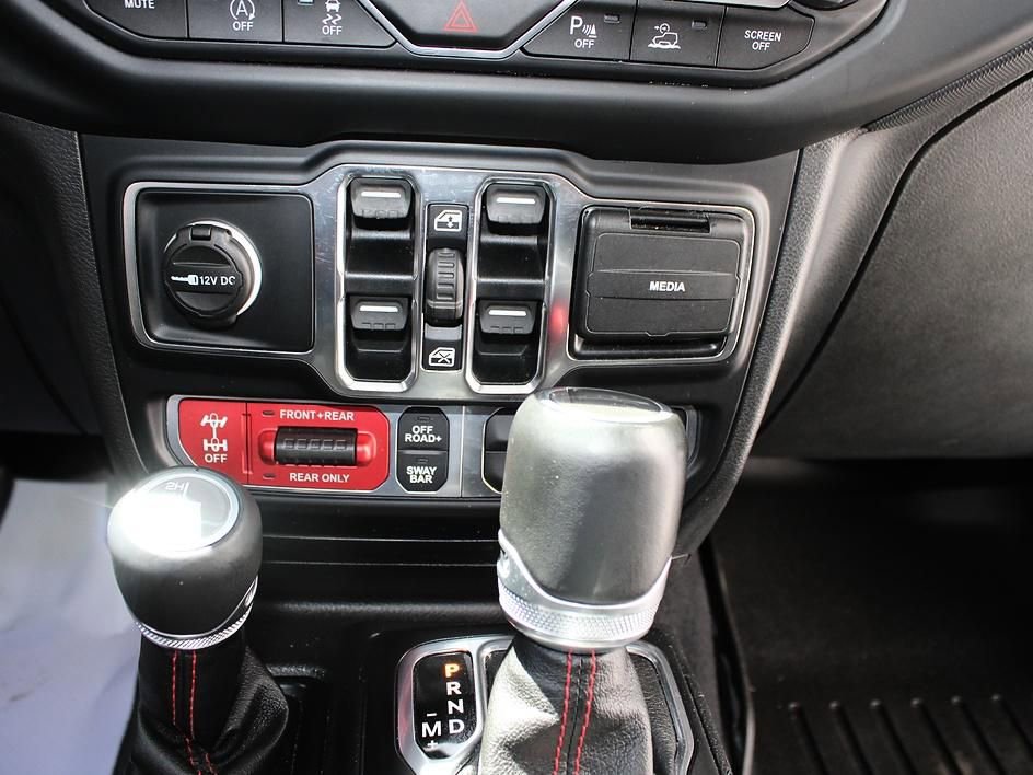 Used 2020 Jeep Gladiator Rubicon AWD/4WD image 41