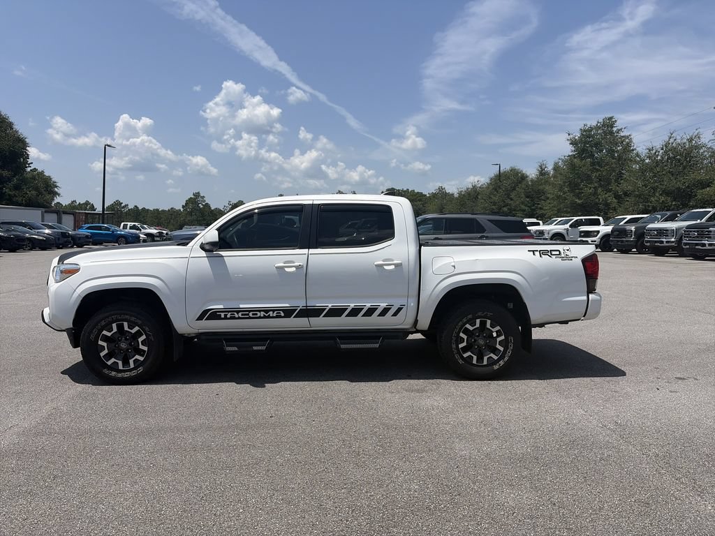 Used 2020 Toyota Tacoma SR w/ SR Convenience Package RWD image 4