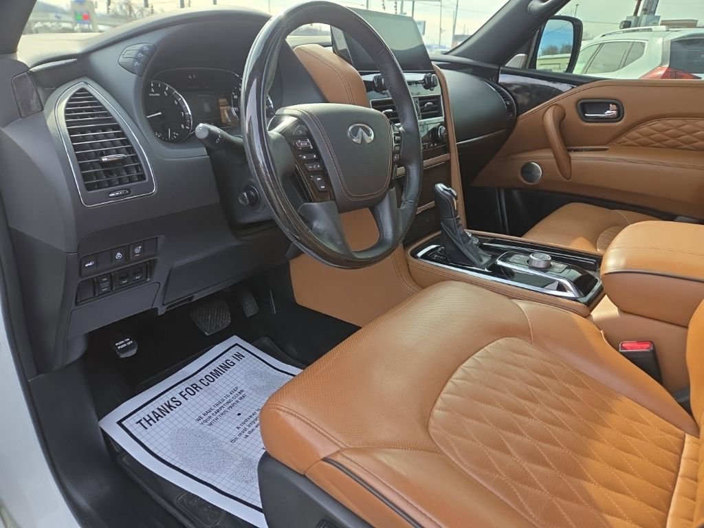 Used 2023 INFINITI QX80 Sensory w/ All-Season Package image 17