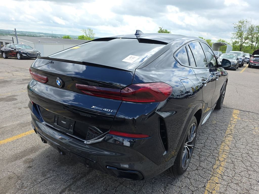 Used 2022 BMW X6 xDrive40i w/ Executive Package AWD/4WD image 7
