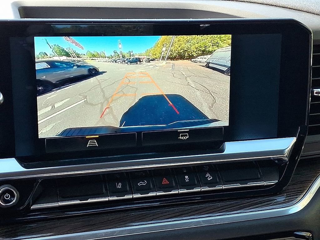 Used 2024 Chevrolet Silverado 3500 LT w/ Convenience Package image 18