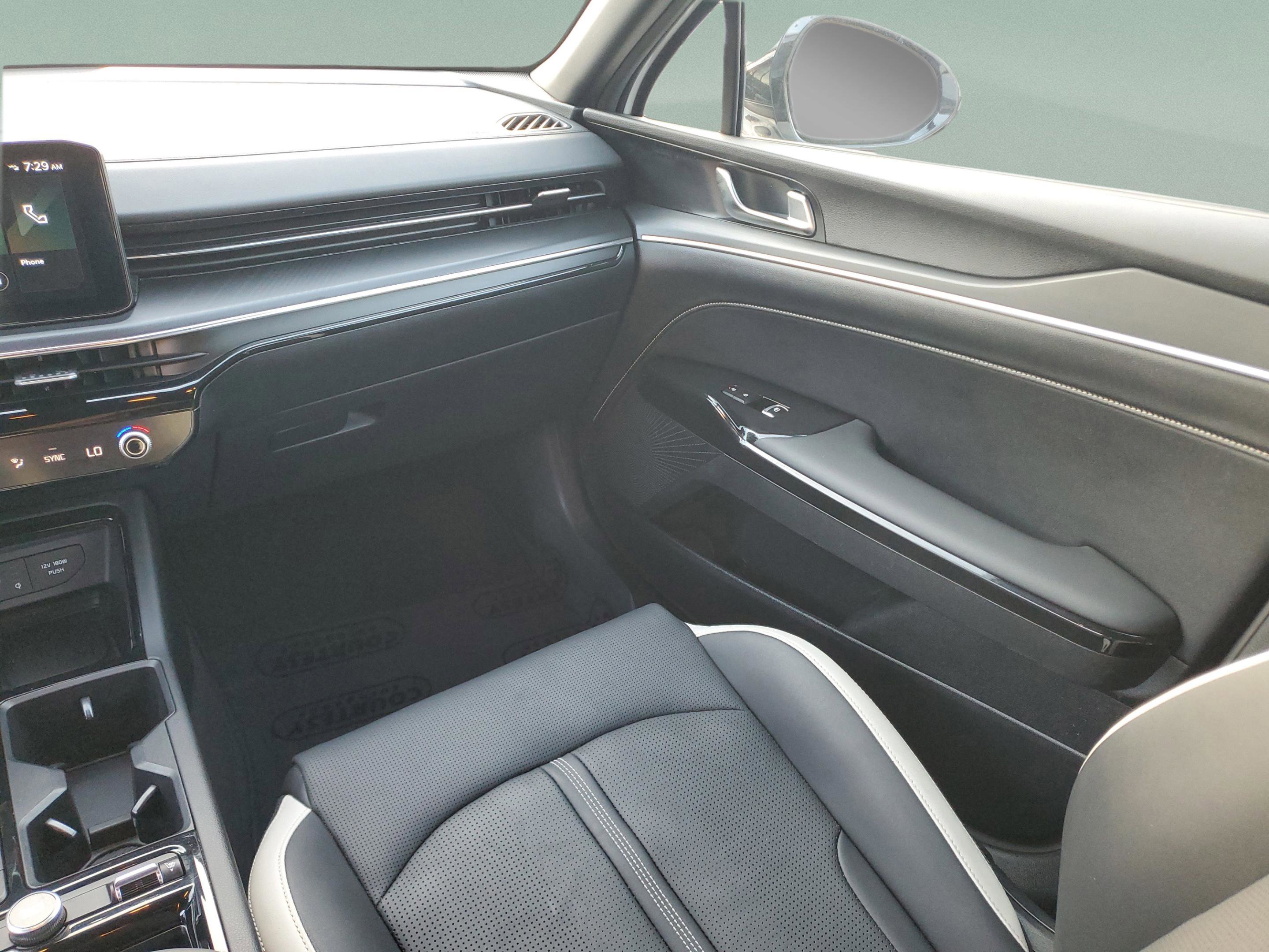 Certified 2025 Kia K5 GT-Line image 16