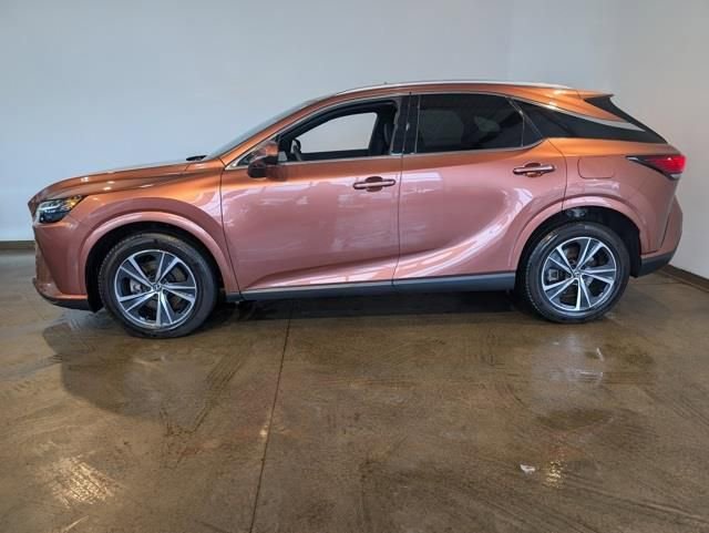 Used 2024 Lexus RX 350 Premium w/ Convenience Package image 3