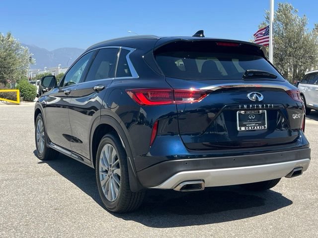 Certified 2023 INFINITI QX50 Luxe w/ Cargo Package FWD image 3