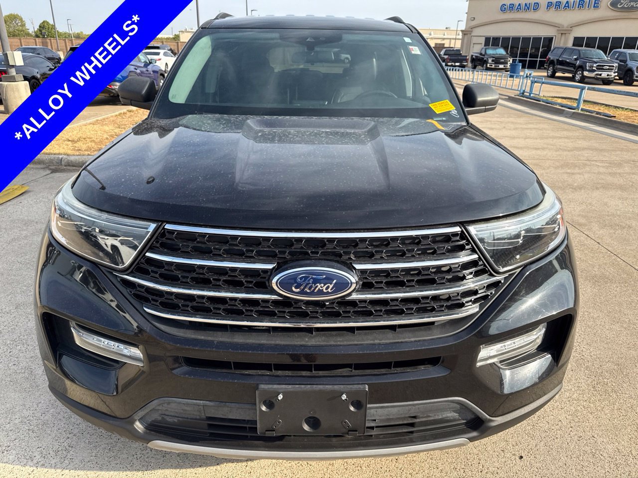 Used 2020 Ford Explorer XLT w/ Equipment Group 202A RWD image 2
