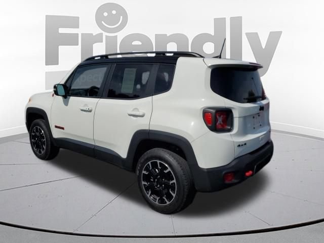 Used 2023 Jeep Renegade Trailhawk w/ Trailhawk Elite Group AWD/4WD image 3