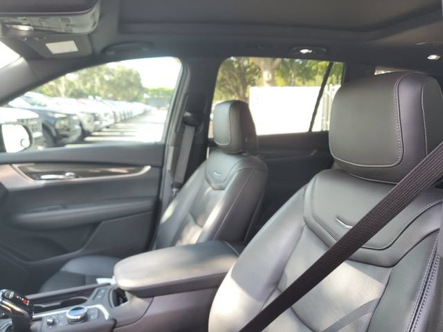 Used 2023 Cadillac XT6 Sport w/ LPO, Floor Liner Package AWD/4WD image 20