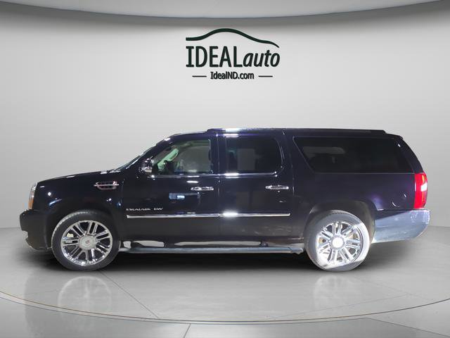 Used 2014 Cadillac Escalade ESV Platinum AWD/4WD image 2