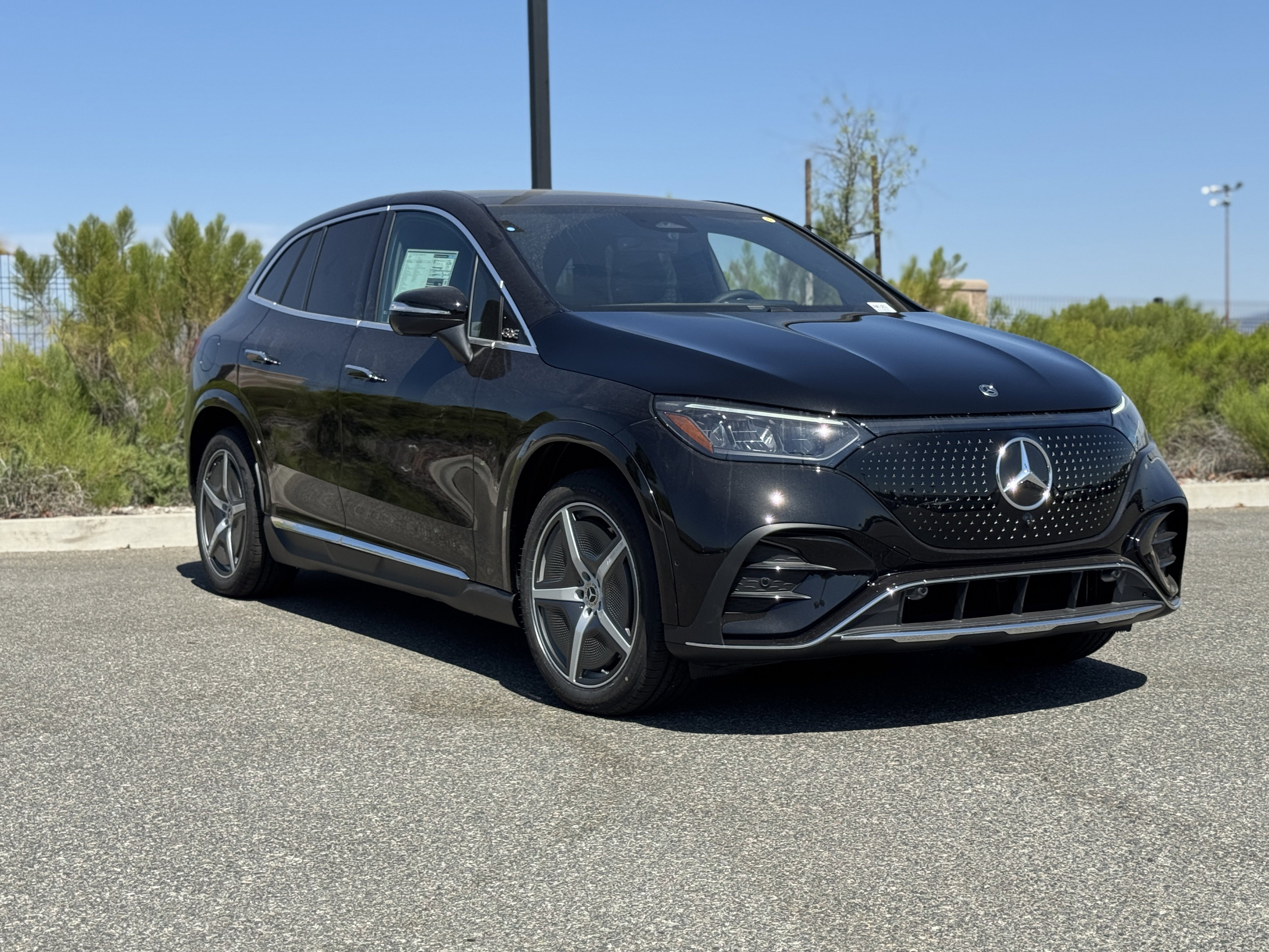 New 2026 Mercedes-Benz EQE 320 4MATIC SUV image 6