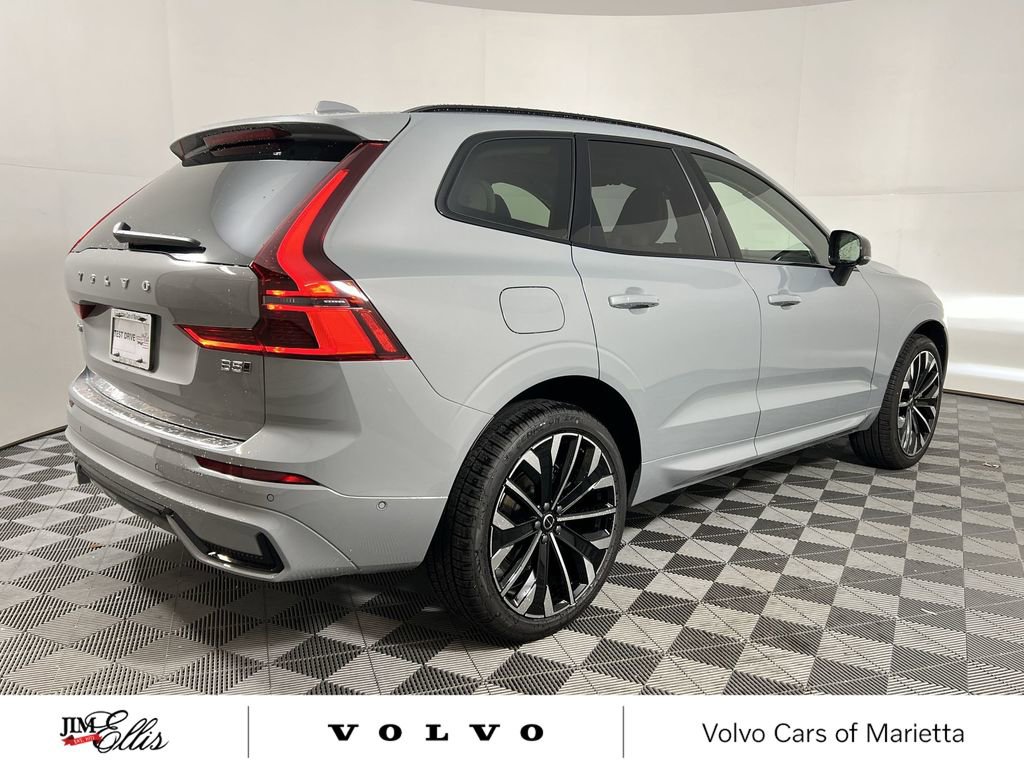 New 2026 Volvo XC60 B5 Ultra w/ Protection Package Premier image 8
