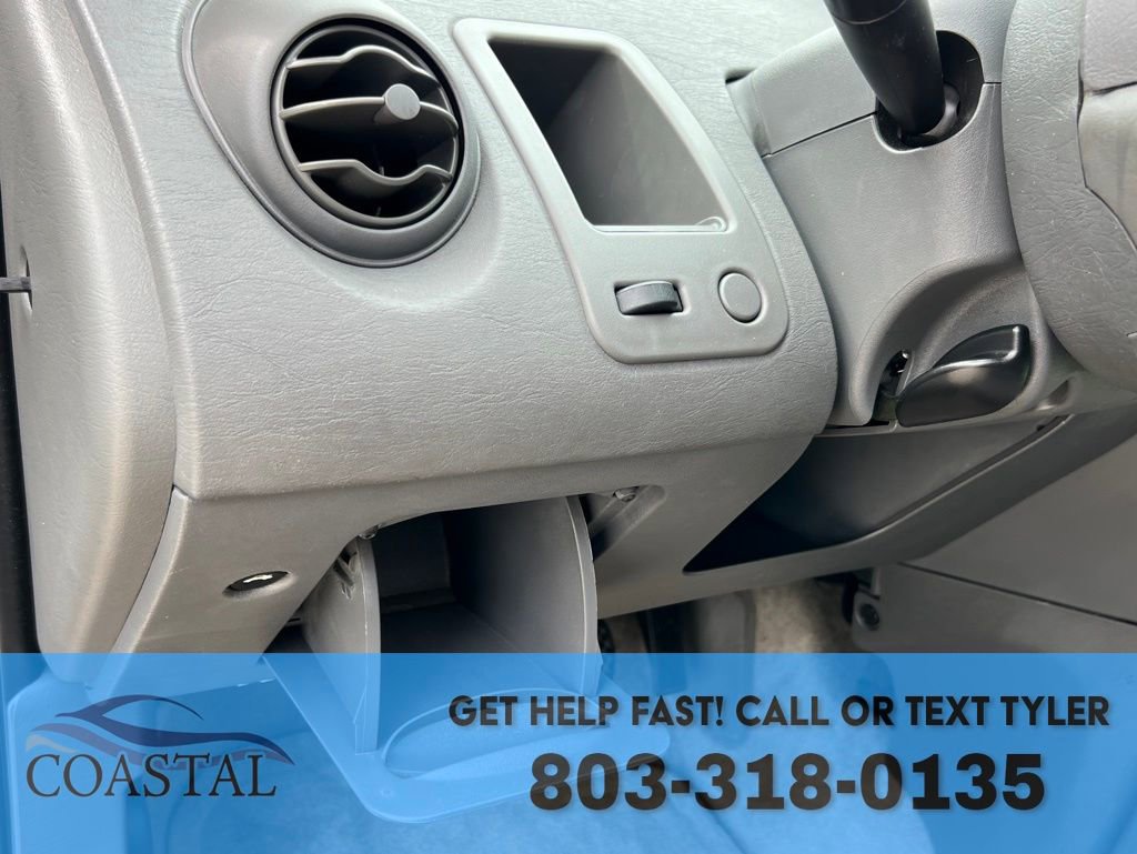 Used 2004 Saturn ION Level 2 image 20