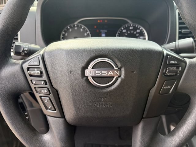 Used 2023 Nissan Frontier SV w/ Tow Package RWD image 7