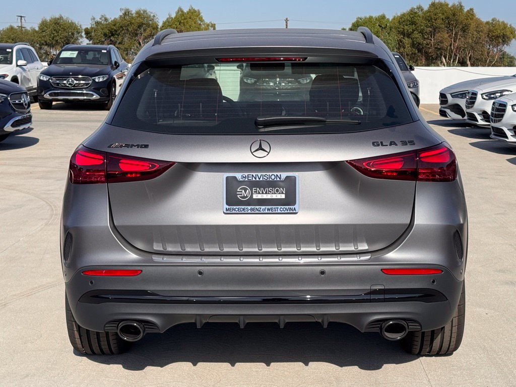 Used 2025 Mercedes-Benz GLA 35 AMG 4MATIC image 11