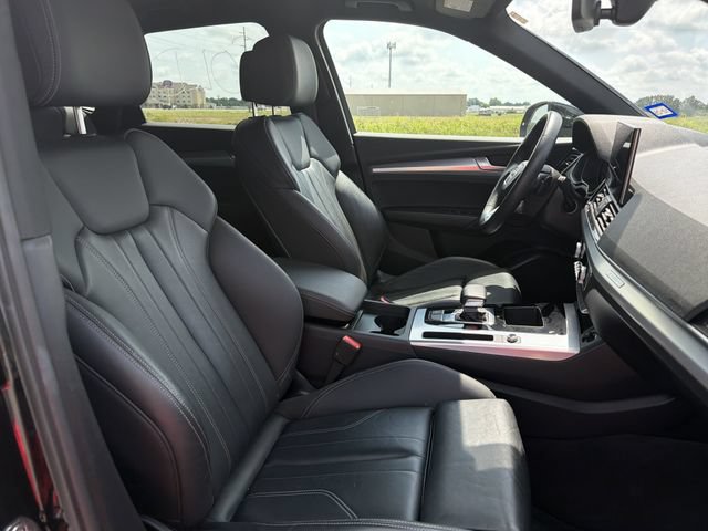 Used 2025 Audi Q5 2.0T Premium AWD/4WD image 14
