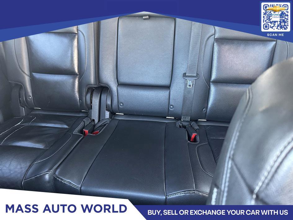 Used 2016 Chevrolet Suburban LT image 8