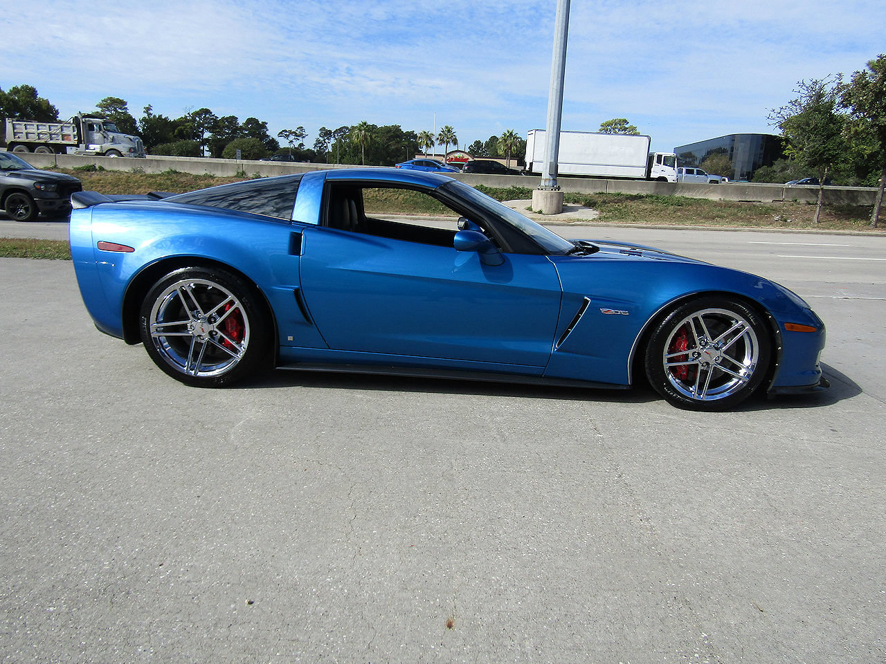 Used 2008 Chevrolet Corvette Z06 RWD image 3