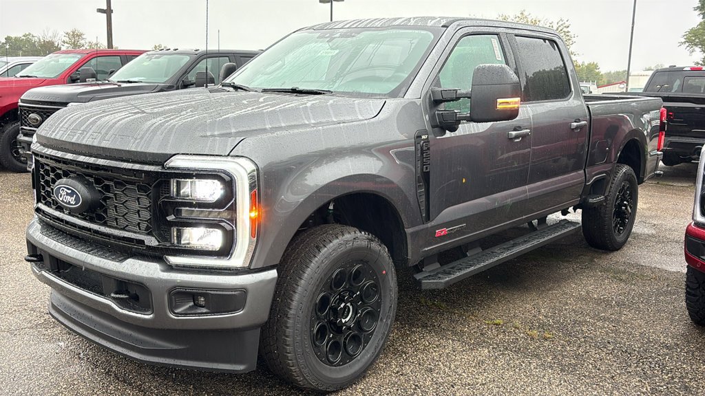 New 2027 Ford F250 XLT w/ XLT Premium Package AWD/4WD image 3