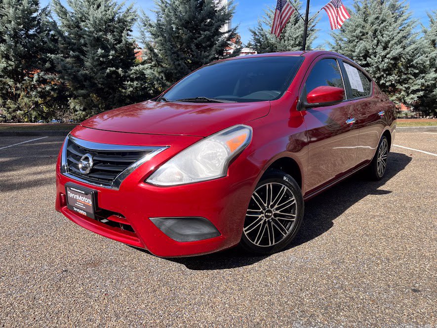 Used 2015 Nissan Versa SV FWD image 43