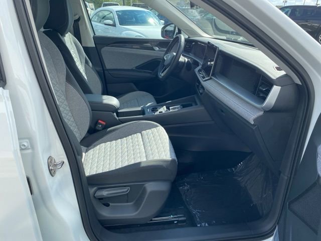 Used 2025 Volkswagen Tiguan S AWD/4WD image 41