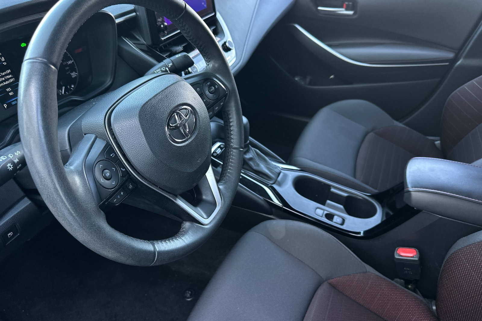 Certified 2024 Toyota Corolla SE FWD image 9
