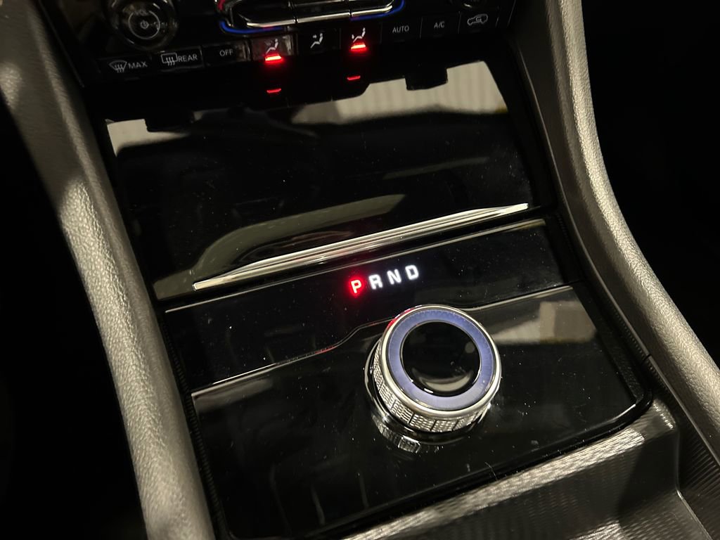 New 2026 Jeep Grand Cherokee L Laredo image 26