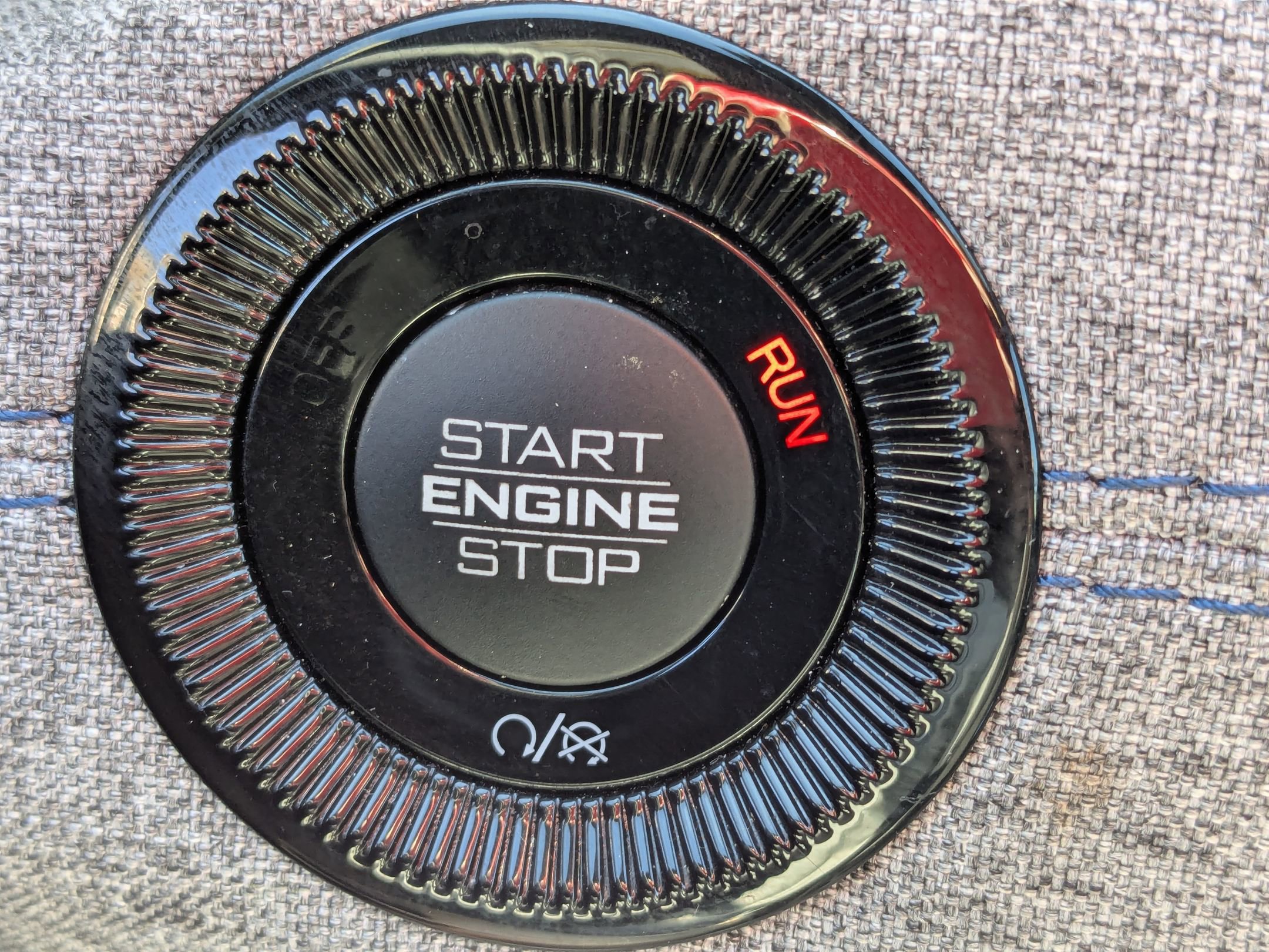 Used 2025 Jeep Compass Latitude image 20