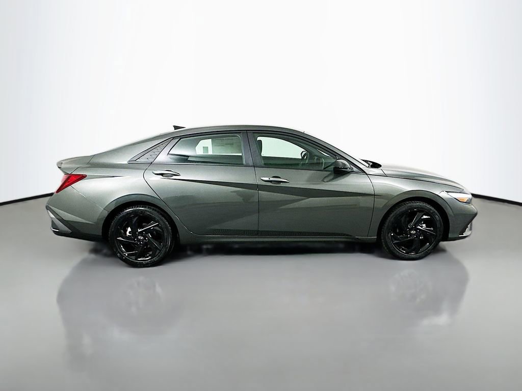 New 2026 Hyundai Elantra Sport w/ Cargo Package image 4