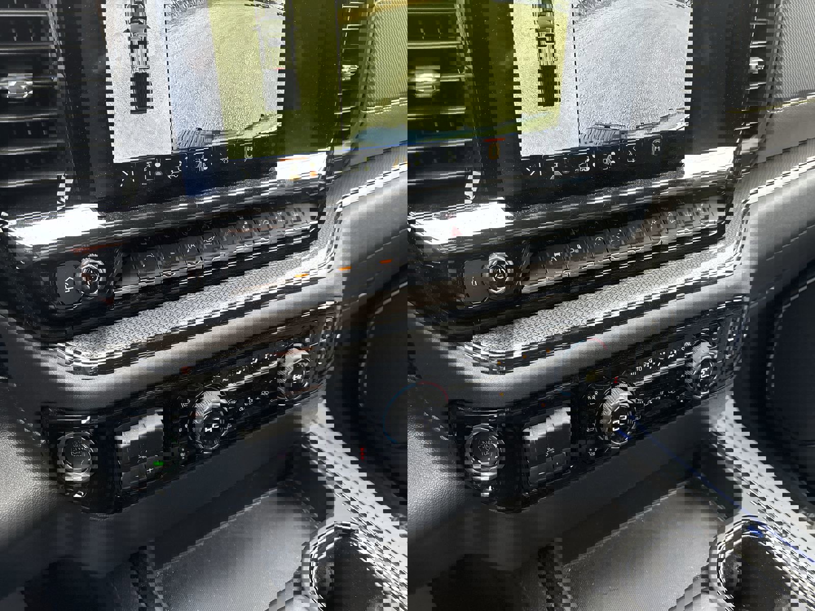 Used 2024 Chevrolet Silverado 1500 ZR2 w/ ZR2 Bison Edition image 21