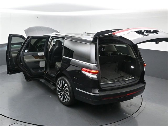 Used 2022 Lincoln Navigator Black Label image 56