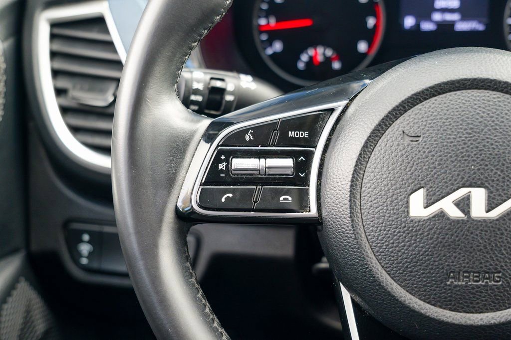 Used 2023 Kia Seltos S image 37
