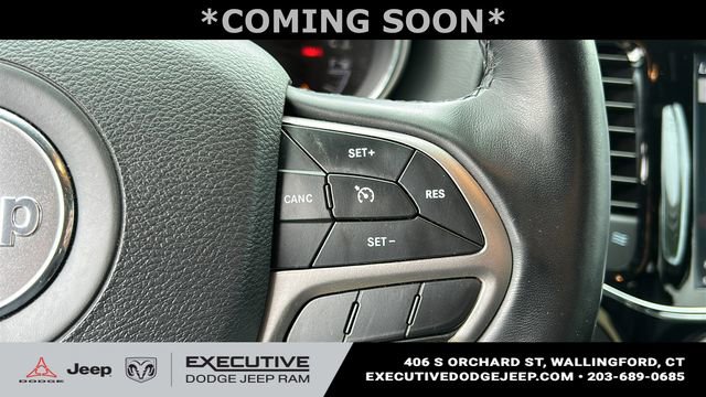 Used 2019 Jeep Grand Cherokee Altitude AWD/4WD image 14