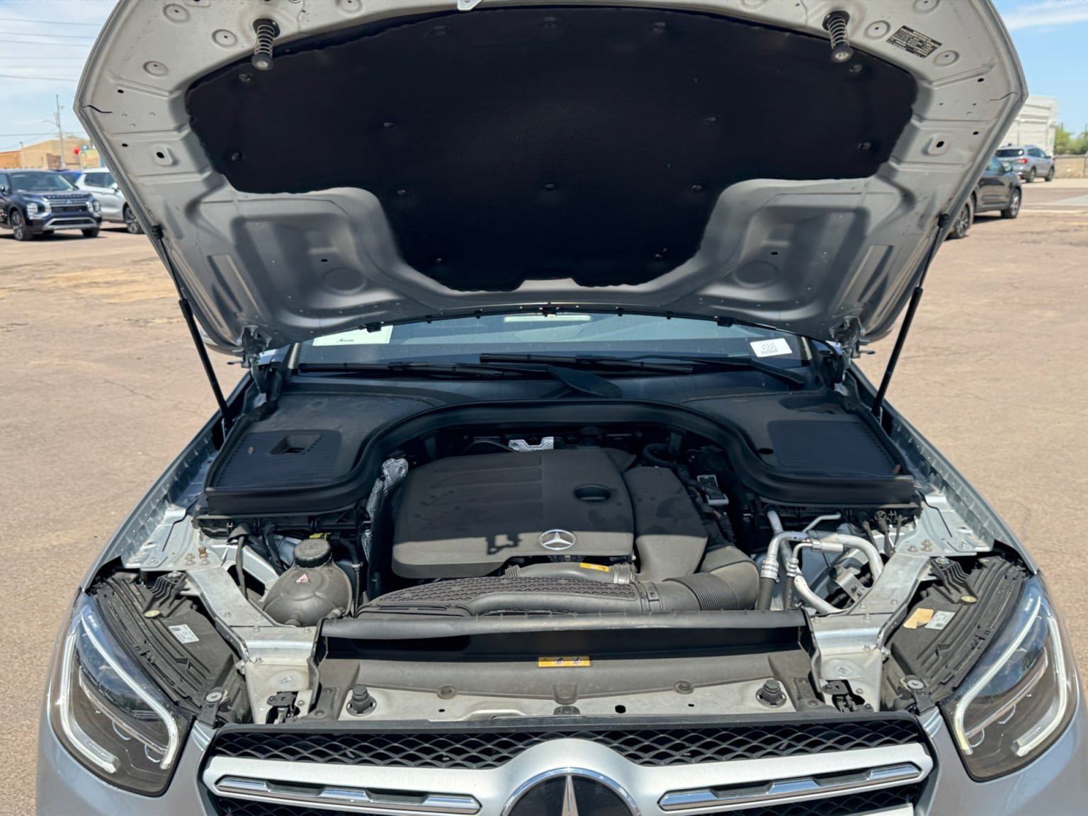 Used 2021 Mercedes-Benz GLC 300 4MATIC w/ Premium Package image 20