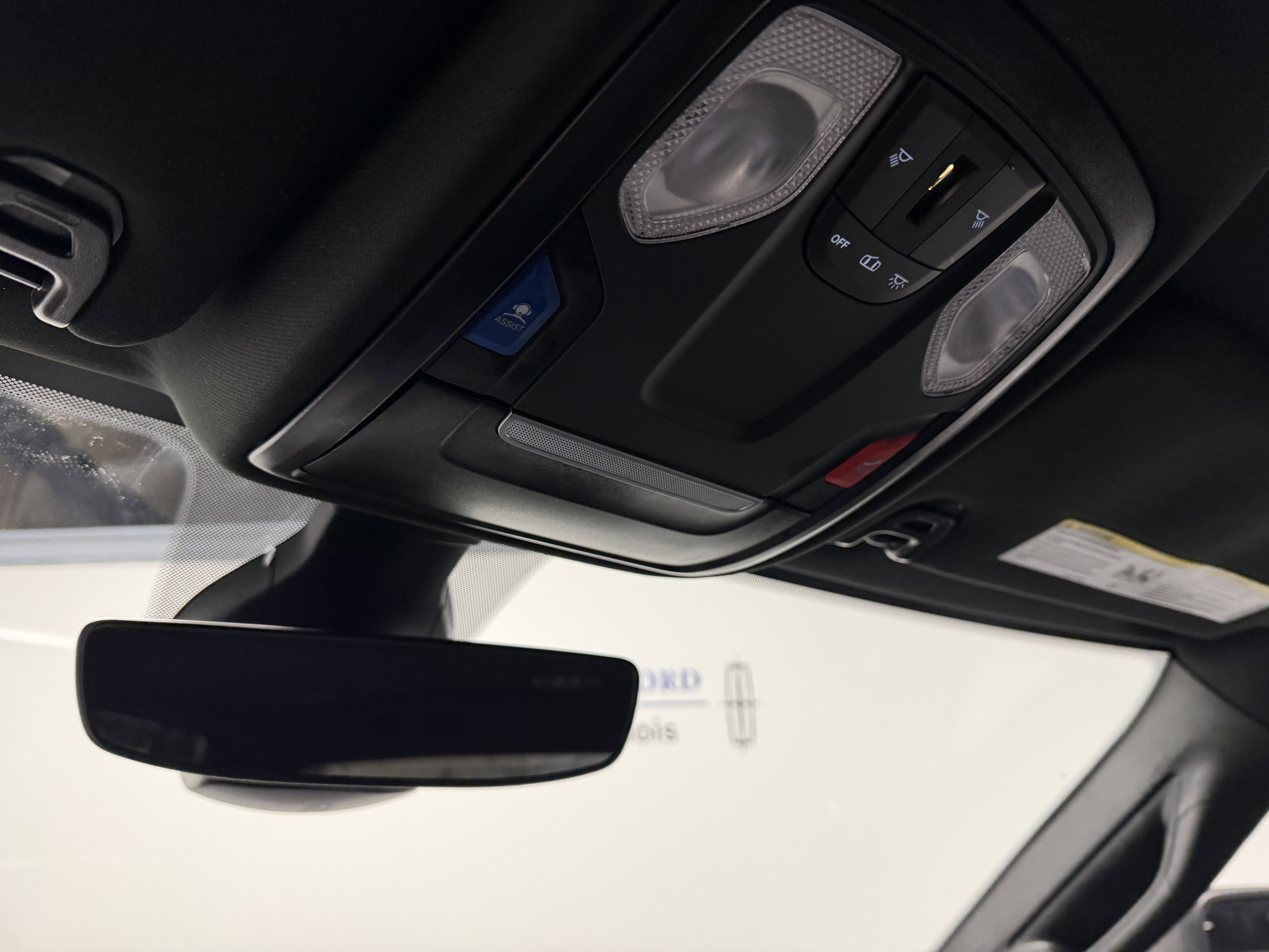 Used 2024 RAM 2500 Big Horn w/ Bed Utility Group image 8