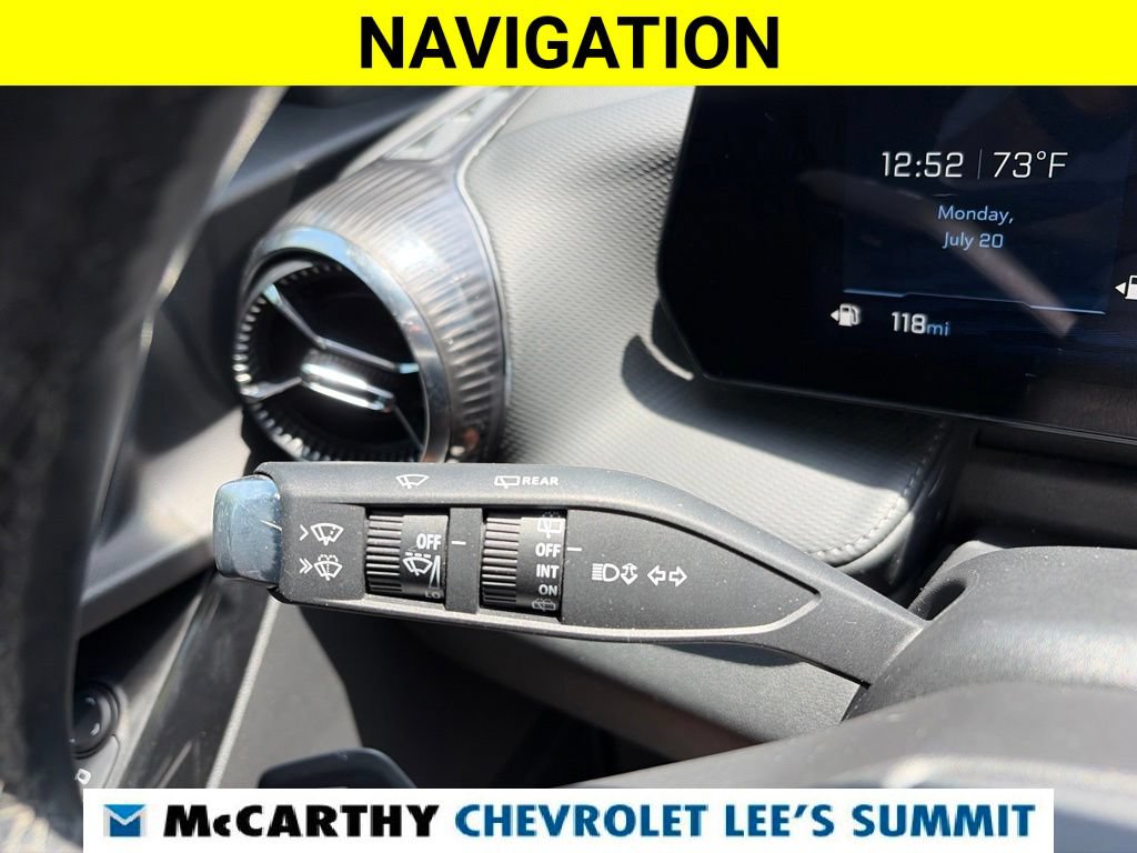 Used 2025 Chevrolet Equinox LT FWD image 19