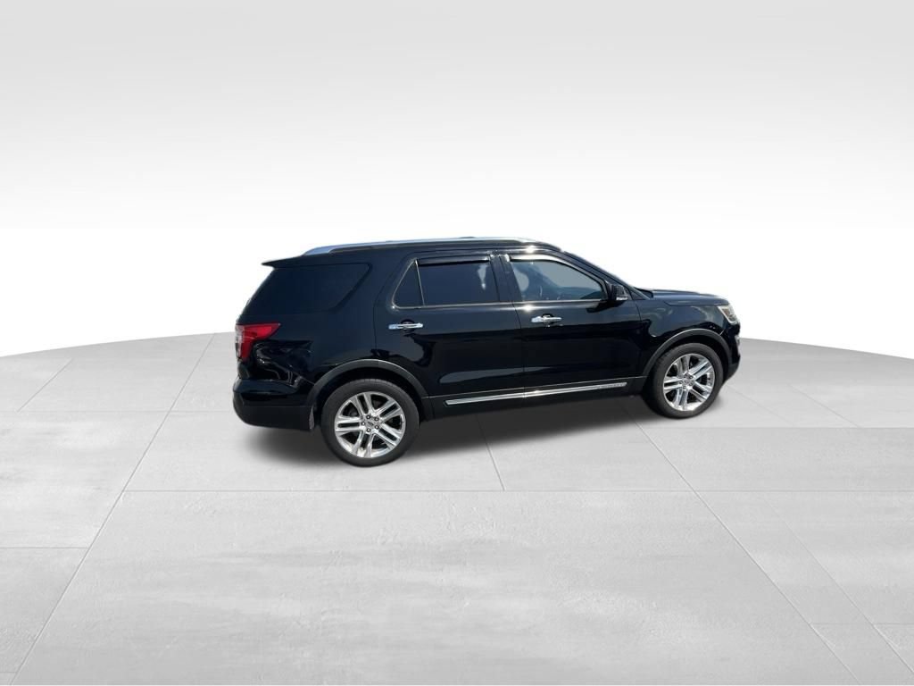 Used 2017 Ford Explorer Limited FWD image 17