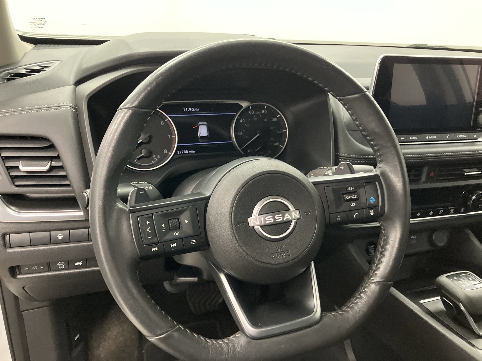 Used 2024 Nissan Rogue SV w/ SV Premium Package FWD image 13