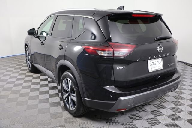 Used 2024 Nissan Rogue SL AWD/4WD image 6