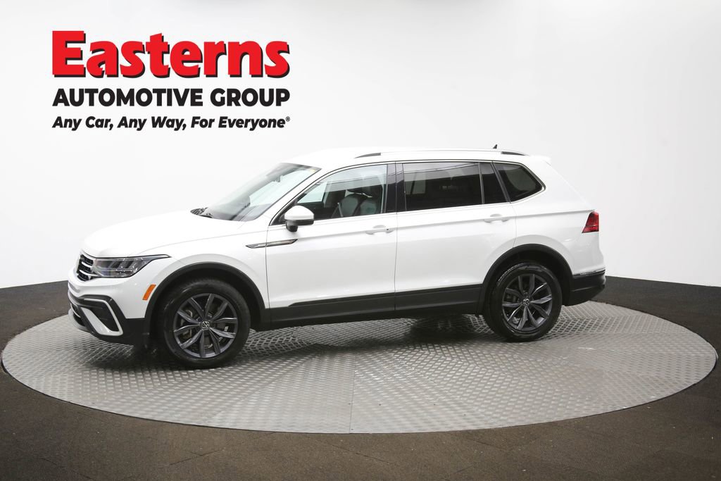 Used 2023 Volkswagen Tiguan SE image 56