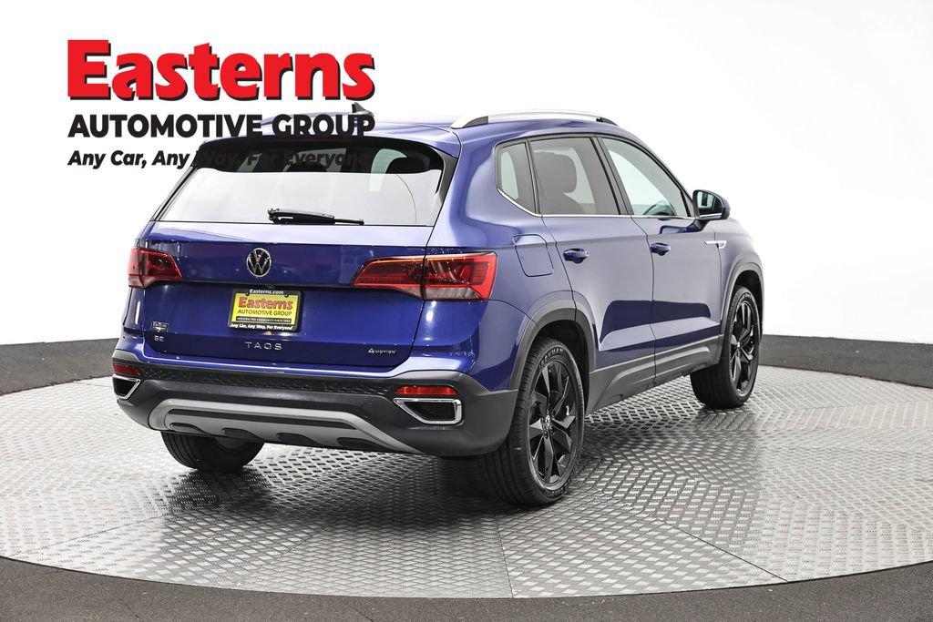 Used 2022 Volkswagen Taos SE w/ Panoramic Sunroof Package FWD image 5