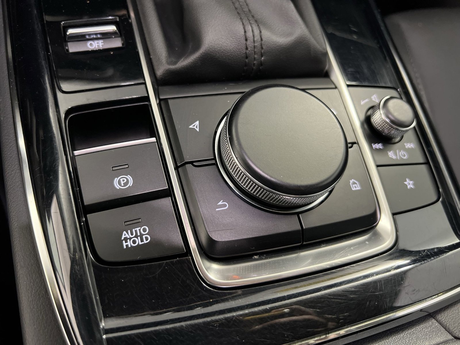 Used 2025 MAZDA CX-30 AWD 2.5 S w/ Preferred Package image 32