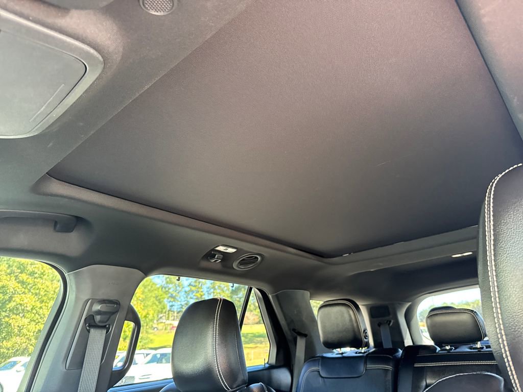 Used 2020 Ford Explorer ST w/ Premium Technology Package image 26