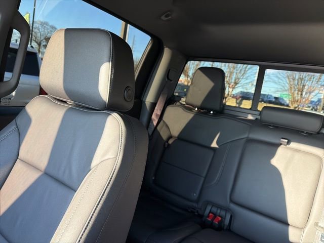 Used 2025 Chevrolet Silverado 1500 LT Trail Boss w/ LPO, Utility Wall Package image 18