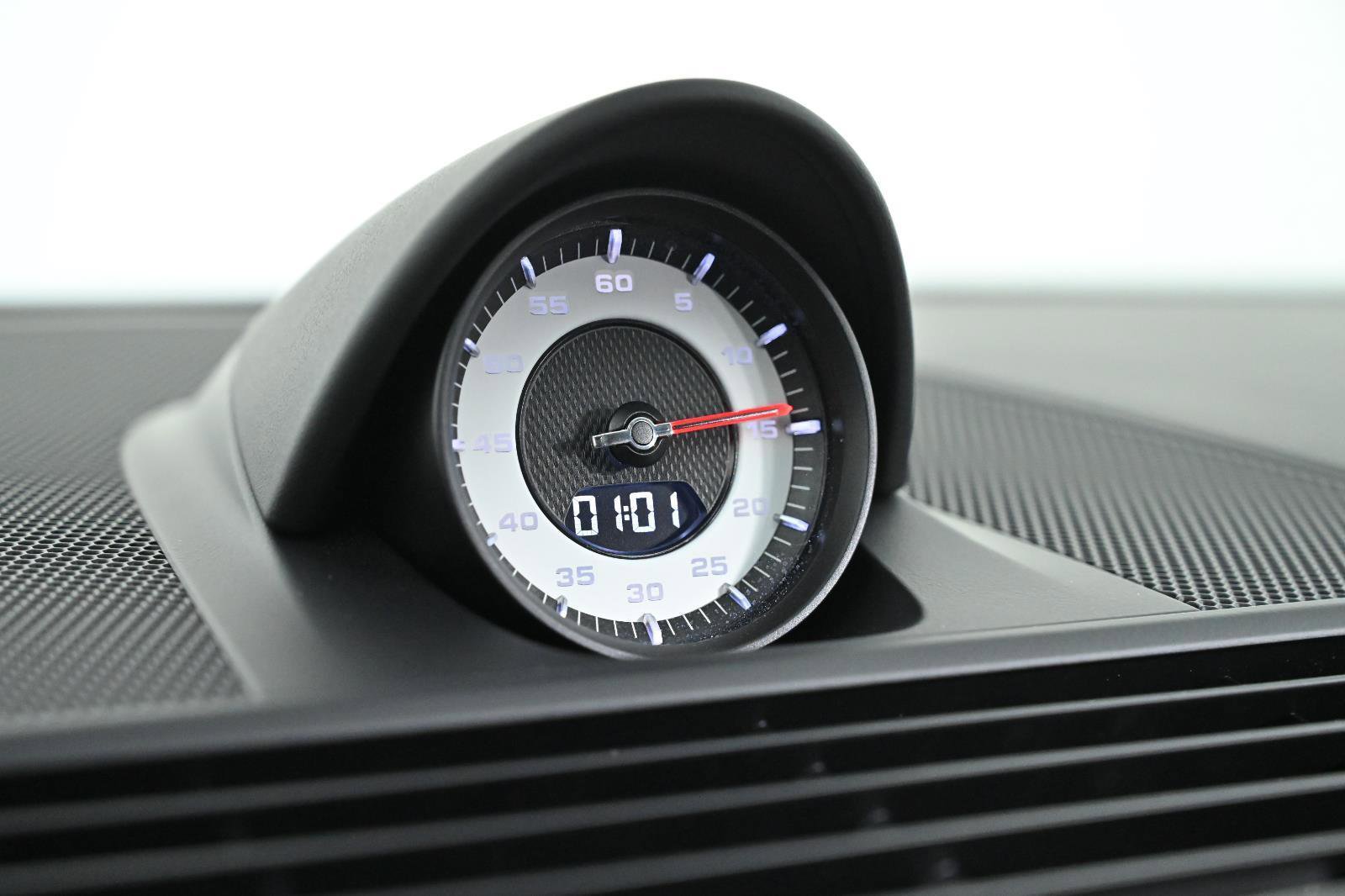 Used 2020 Porsche Panamera GTS image 26