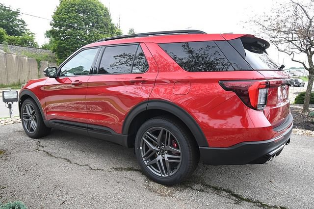 New 2026 Ford Explorer ST w/ Sun And Sound Package AWD/4WD image 5
